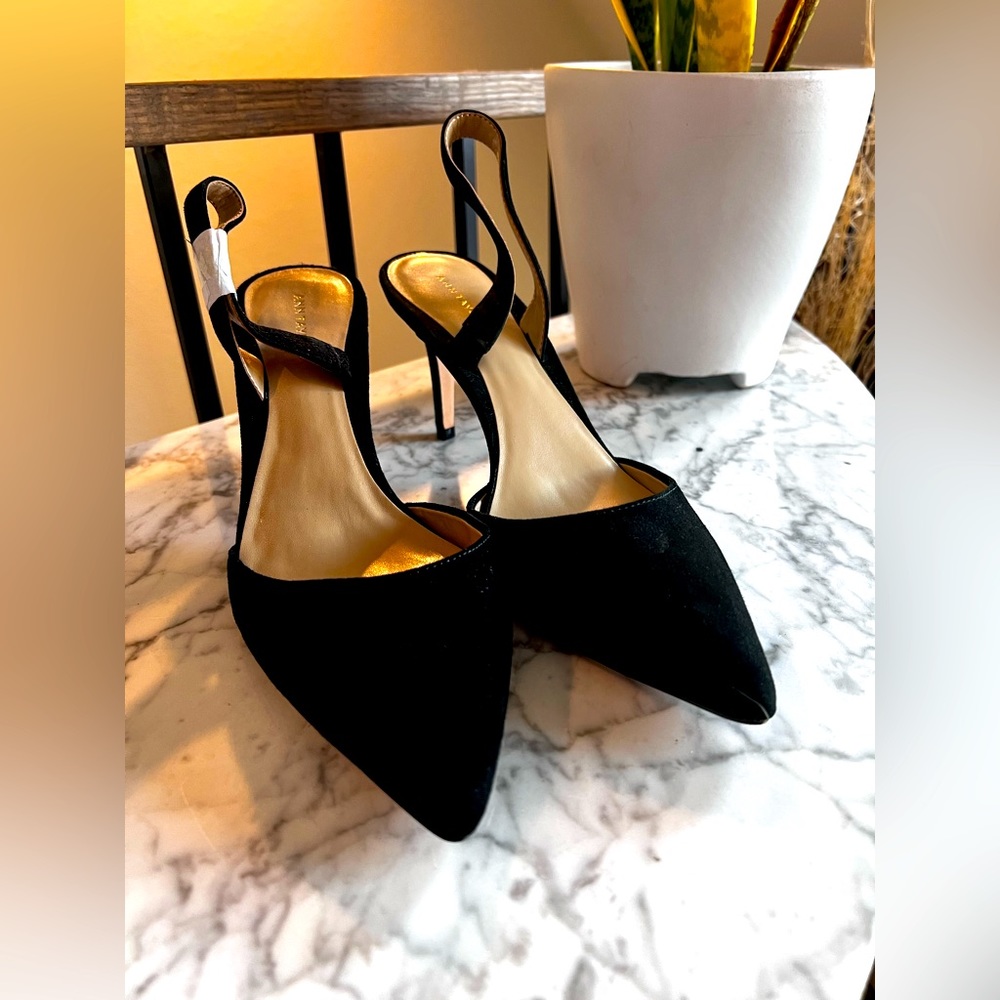 Anne Taylor Suede Black Pointed Toe Heels - Size 8